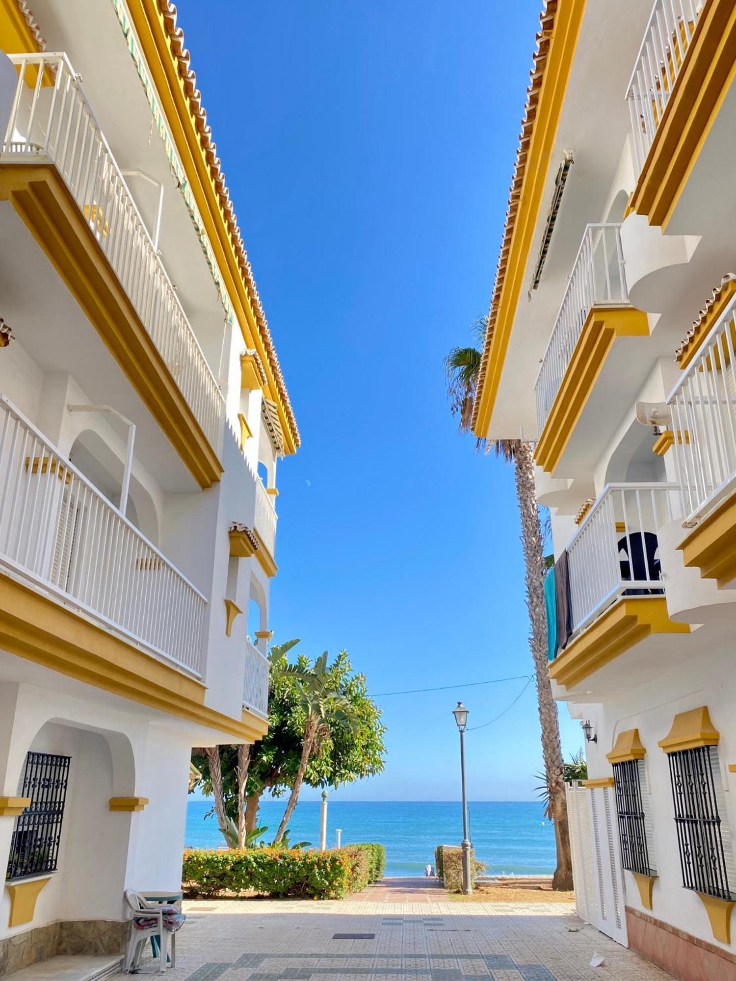 First Line Torrox Costa公寓 外观 照片